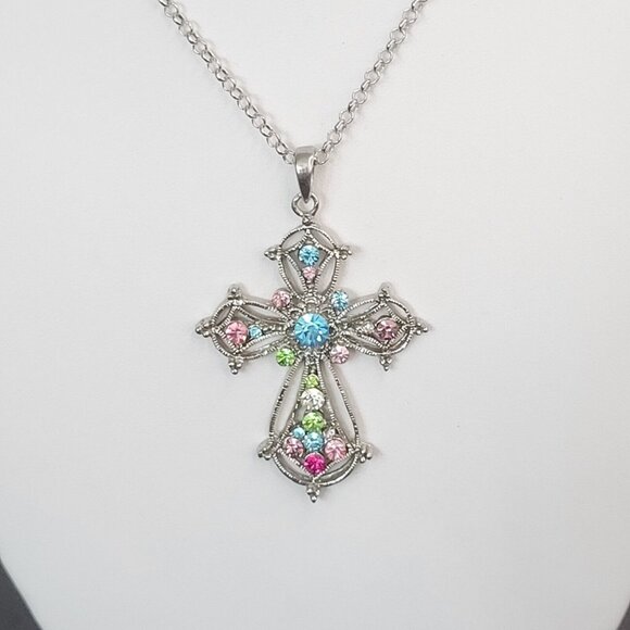 Unbranded Jewelry - Silver Tone Round Link Chain Cross Pendant Rhinestone Fashion Necklace 22 in
